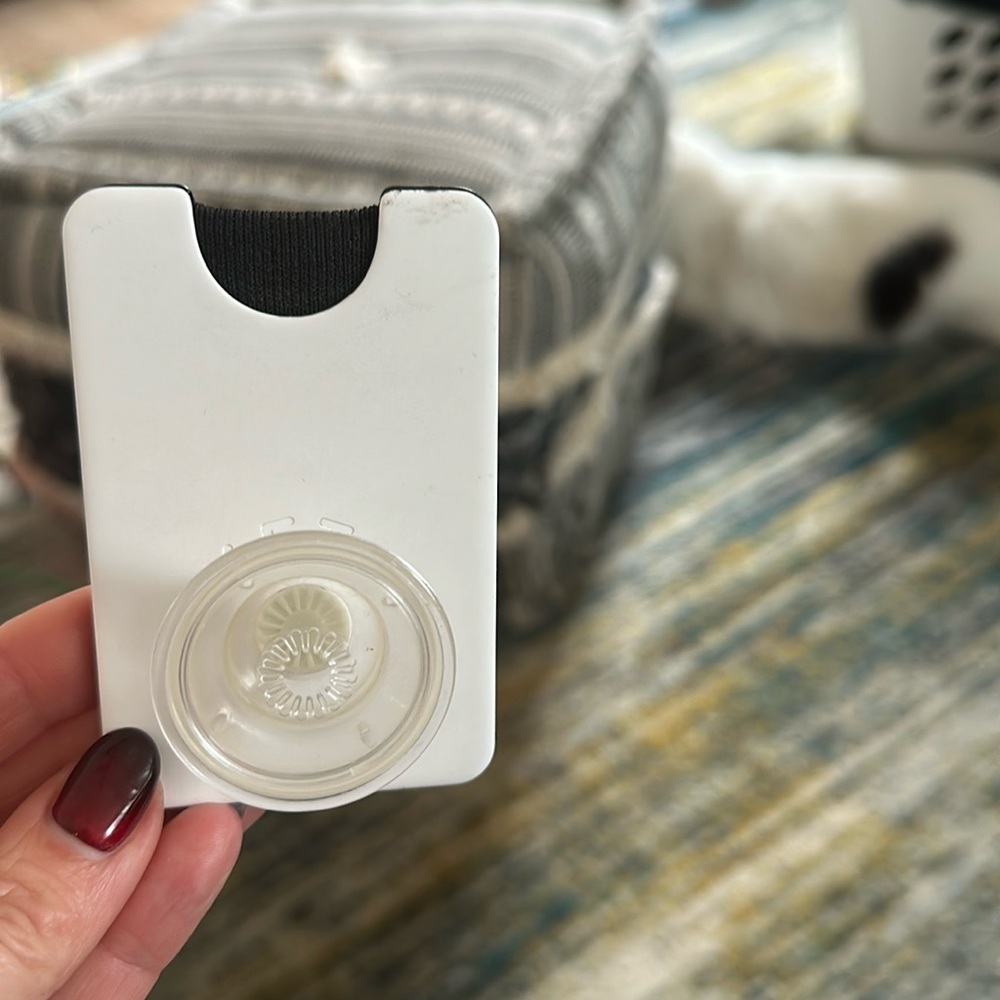 Pop socket MagSafe wallet